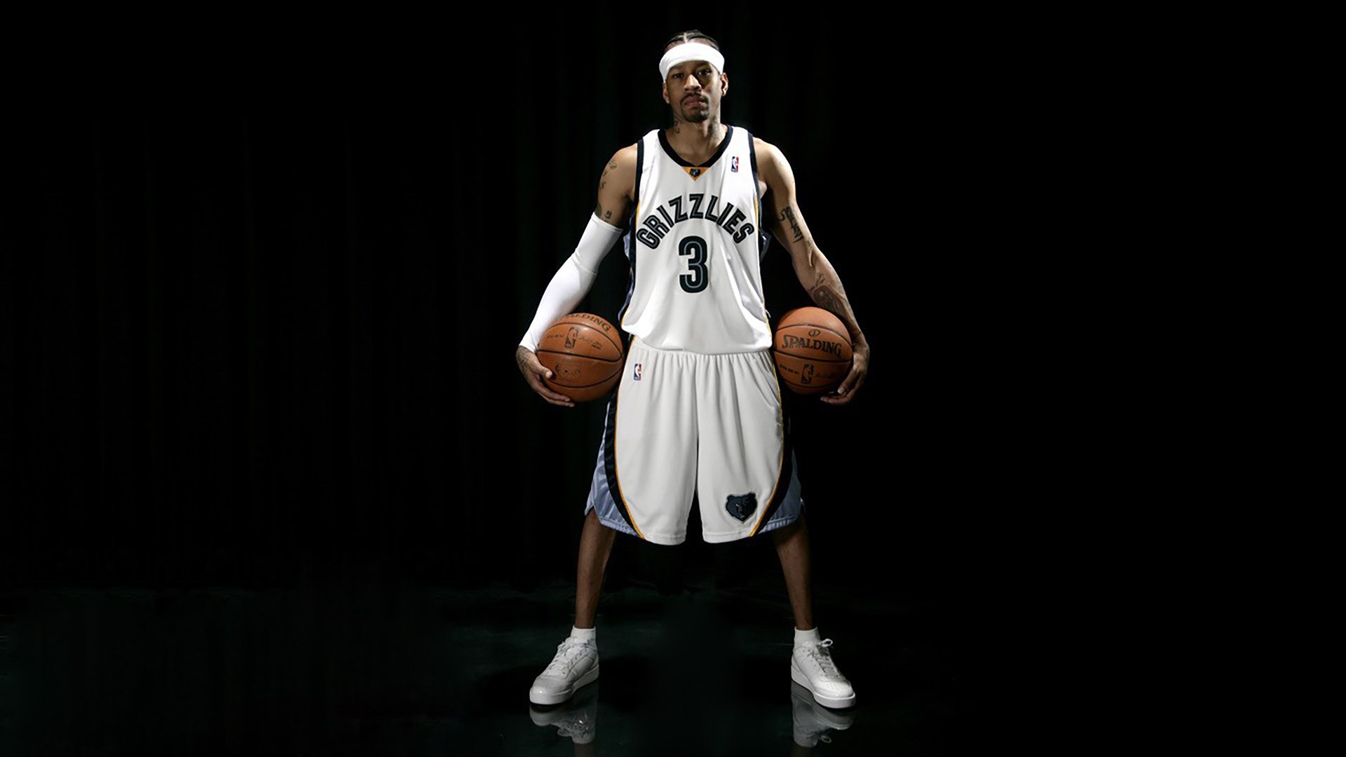 力量的对决:两支顶级球队在比赛中火拼,力量的差距